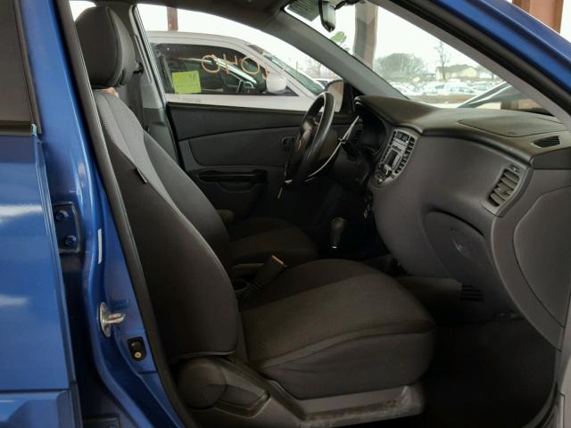 KNADH4A36A6644625 - 2010 KIA RIO LX BLUE photo 5