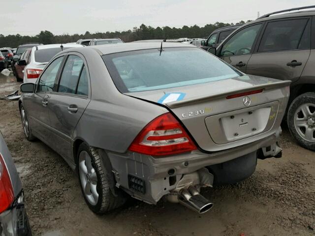 WDBRF52H96F731116 - 2006 MERCEDES-BENZ C GENERATI GRAY photo 3