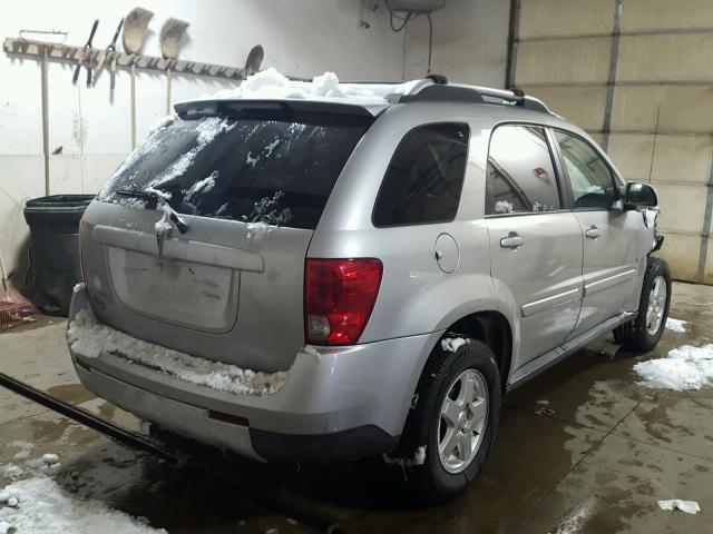 2CKDL63F366019713 - 2006 PONTIAC TORRENT SILVER photo 4