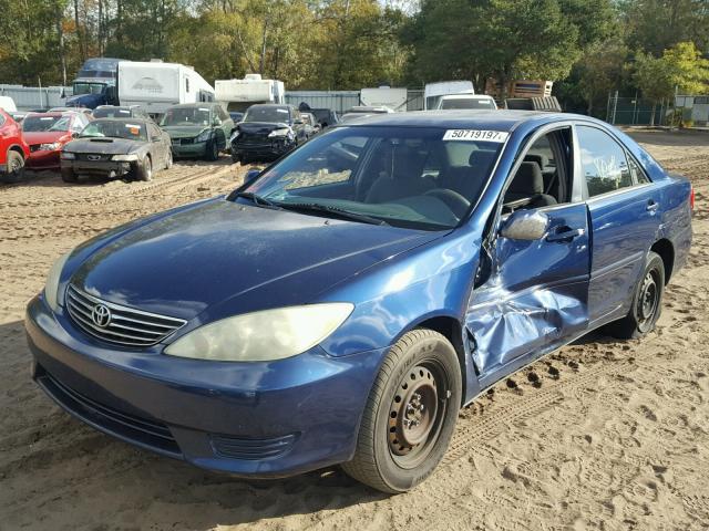 4T1BE30K56U118197 - 2006 TOYOTA CAMRY LE BLUE photo 2