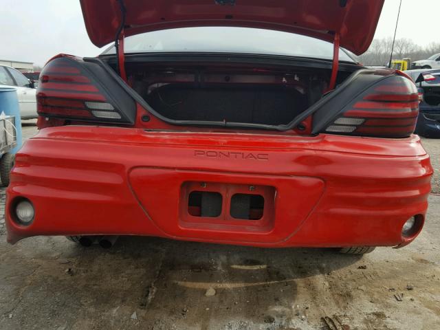 1G2NF12F42C115413 - 2002 PONTIAC GRAND AM S RED photo 9