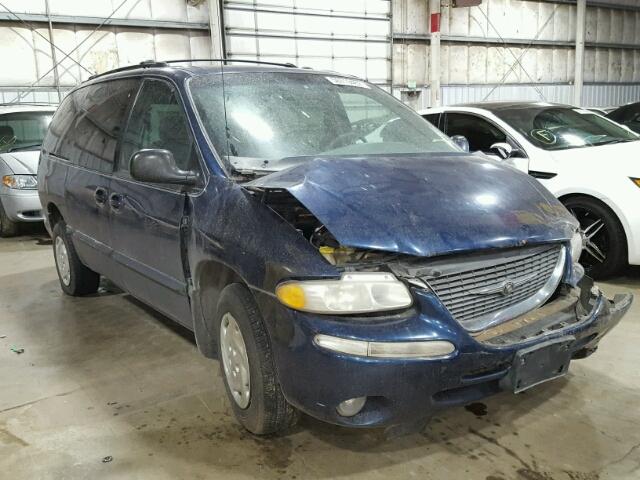 1C4GP44G5YB581360 - 2000 CHRYSLER TOWN & COU BLUE photo 1