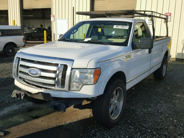 1FTRF12W79KB48385 - 2009 FORD F150 WHITE photo 2