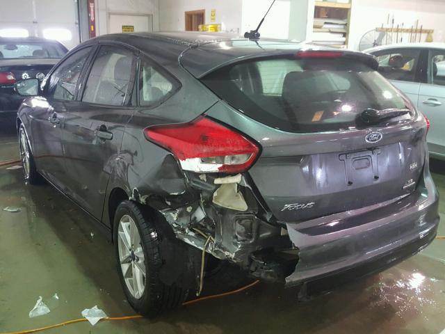 1FADP3K25FL325396 - 2015 FORD FOCUS SE GRAY photo 3