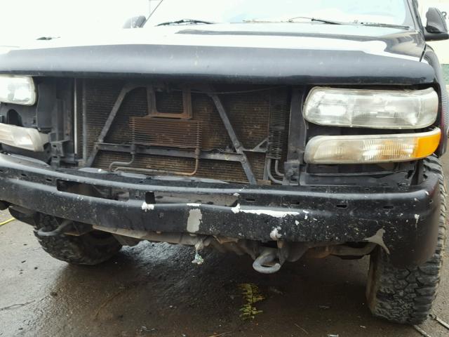 1GCGK29U3YE119086 - 2000 CHEVROLET SILVERADO BLACK photo 9