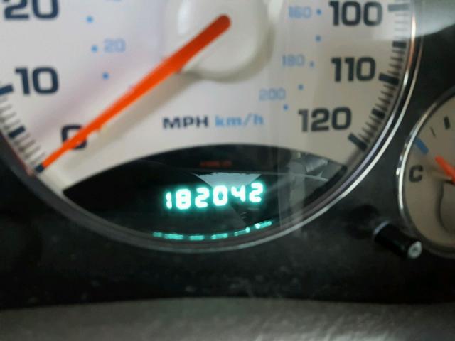 1J8GL58K33W554507 - 2003 JEEP LIBERTY LI SILVER photo 8