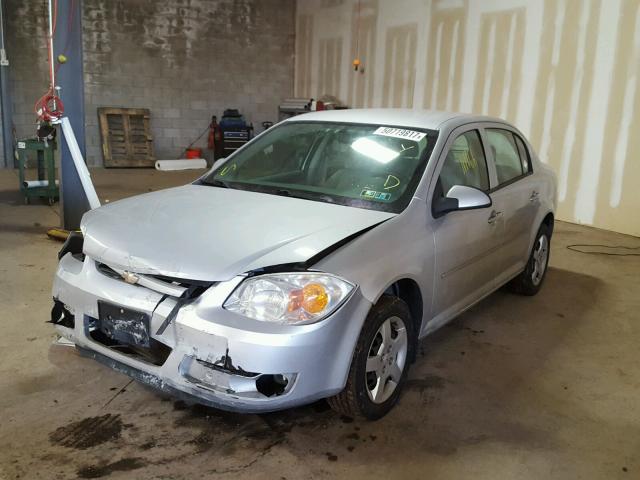 1G1AL55F977127135 - 2007 CHEVROLET COBALT LT SILVER photo 2