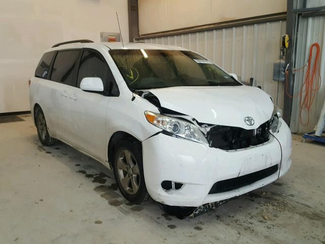 5TDKK3DC7DS296095 - 2013 TOYOTA SIENNA LE WHITE photo 1