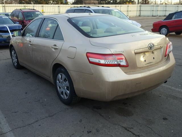 4T1BF3EK0AU048641 - 2010 TOYOTA CAMRY BASE BEIGE photo 3