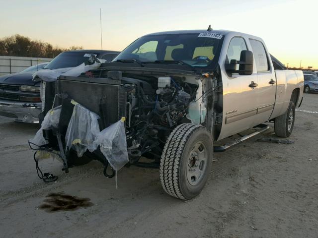 1GC1CXCG4EF173439 - 2014 CHEVROLET SILVERADO SILVER photo 2