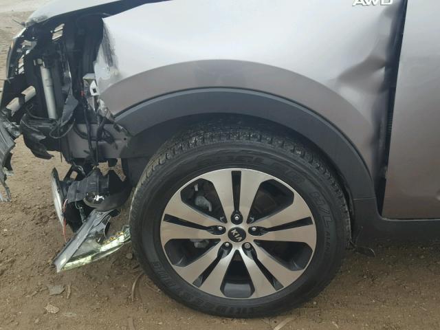 KNDPCCA28C7246975 - 2012 KIA SPORTAGE E SILVER photo 9