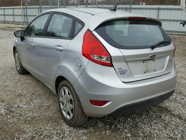 3FADP4EJ7DM155725 - 2013 FORD FIESTA SE SILVER photo 3