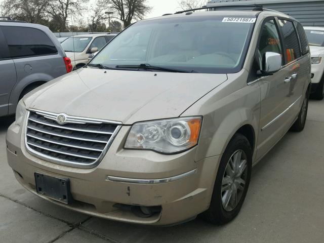 2A8HR64X18R646158 - 2008 CHRYSLER TOWN & COU TAN photo 2