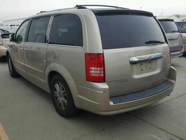 2A8HR64X18R646158 - 2008 CHRYSLER TOWN & COU TAN photo 3