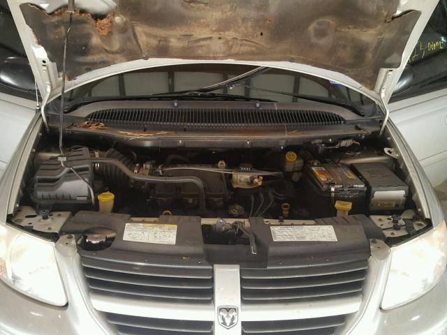 2D4GP44L55R143564 - 2005 DODGE GRAND CARA SILVER photo 7