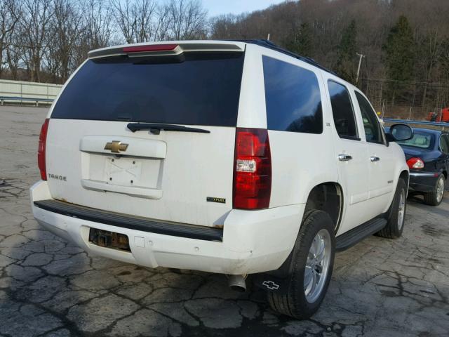 1GNFK13008R181752 - 2008 CHEVROLET TAHOE K150 WHITE photo 4