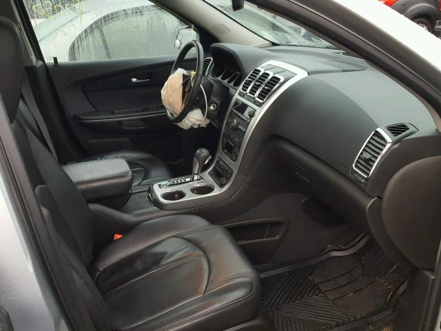 1GKEV33D79J213904 - 2009 GMC ACADIA SLT ნაცრისფერი ფოტო 5