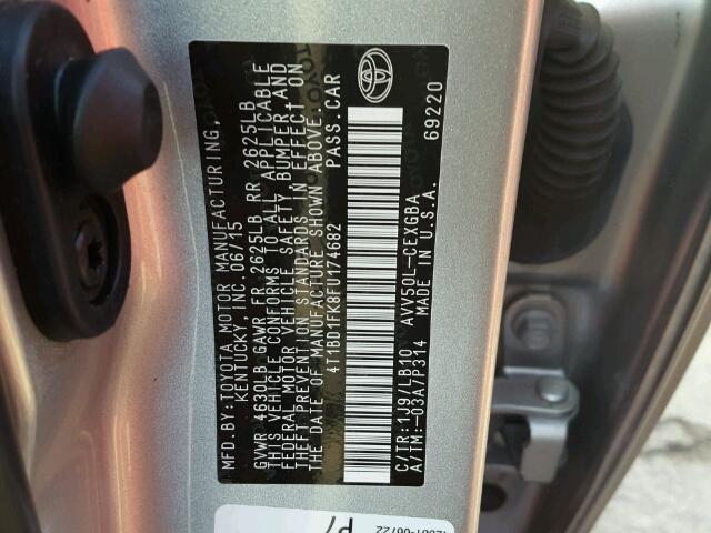 4T1BD1FK8FU174682 - 2015 TOYOTA CAMRY HYBR SILVER photo 10