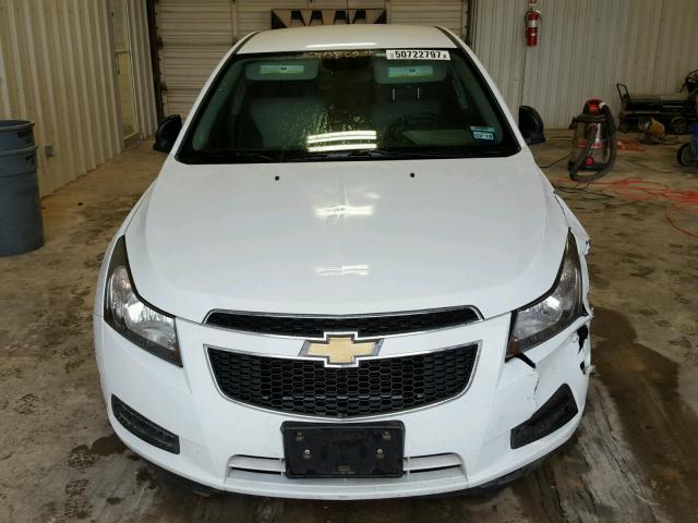 1G1PA5SH7E7484672 - 2014 CHEVROLET CRUZE LS WHITE photo 9