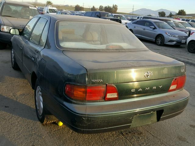 4T1BG12K5TU903620 - 1996 TOYOTA CAMRY DX GREEN photo 3