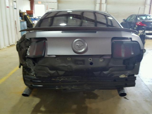 1ZVBP8AN7A5123650 - 2010 FORD MUSTANG PURPLE photo 10