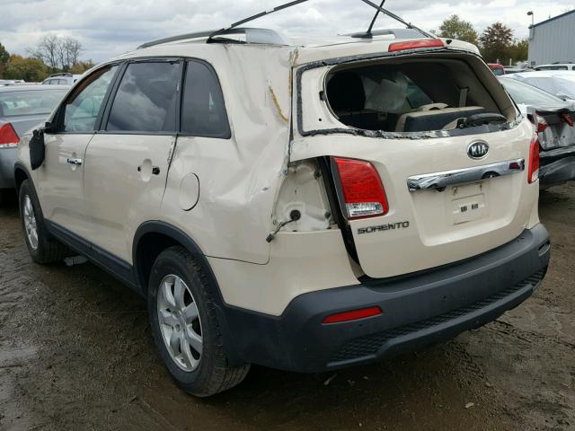 5XYKT4A12BG105067 - 2011 KIA SORENTO BA BEIGE photo 3