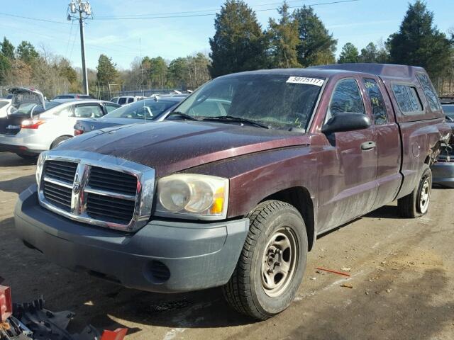 1D7HW22K45S119795 - 2005 DODGE DAKOTA ST BURGUNDY photo 2