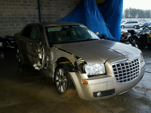 2C3LA53G48H137714 - 2008 CHRYSLER 300 TOURIN GOLD photo 1