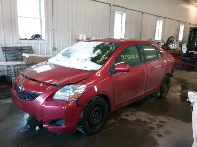 JTDBT903191323768 - 2009 TOYOTA YARIS RED photo 2