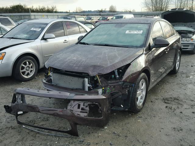 1G1PC5SB5F7277768 - 2015 CHEVROLET CRUZE LT MAROON photo 2