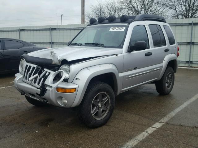 1J4GL38K63W568133 - 2003 JEEP LIBERTY RE SILVER photo 2