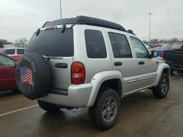 1J4GL38K63W568133 - 2003 JEEP LIBERTY RE SILVER photo 4