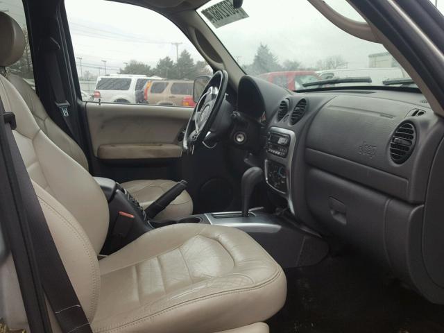 1J4GL38K63W568133 - 2003 JEEP LIBERTY RE SILVER photo 5