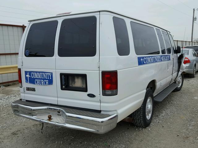 1FBSS31L73HA32628 - 2003 FORD ECONOLINE WHITE photo 4