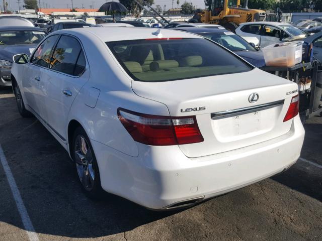 JTHGL46F075006563 - 2007 LEXUS LS 460L WHITE photo 3