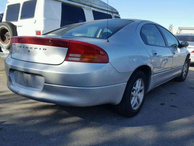 2B3HD46R42H243881 - 2002 DODGE INTREPID S 银色 照片 4
