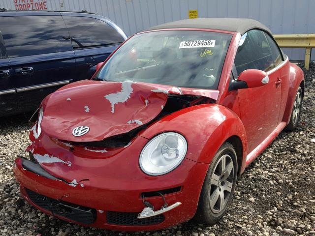 3VWRF31Y26M304512 - 2006 VOLKSWAGEN NEW BEETLE 红色 照片 2