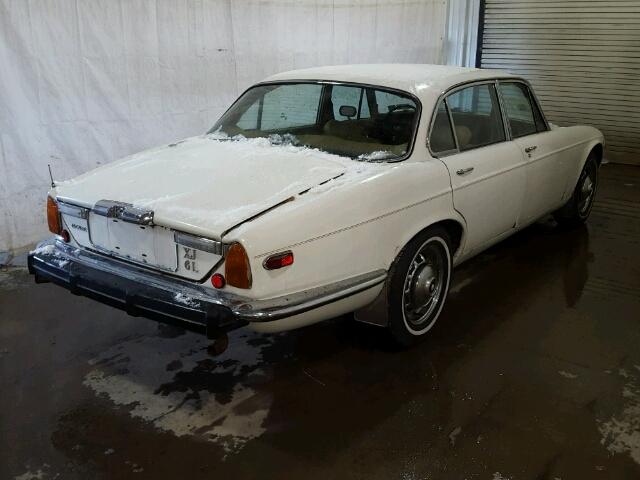 UE2T54164BW - 1974 JAGUAR XJ6L WHITE photo 4