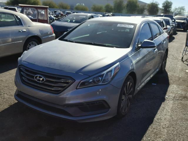 5NPE34AF6FH244044 - 2015 HYUNDAI SONATA SPO GRAY photo 2