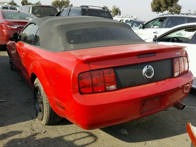 1ZVFT84NX75206006 - 2007 FORD MUSTANG RED photo 3