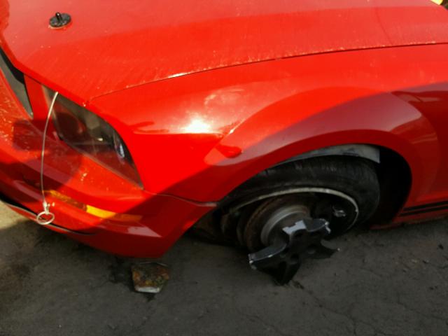 1ZVFT84NX75206006 - 2007 FORD MUSTANG RED photo 9