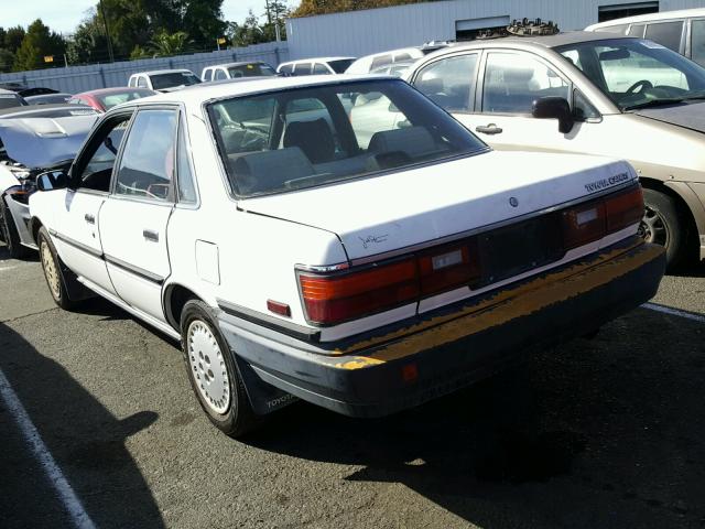 4T1SV21EXKU020098 - 1989 TOYOTA CAMRY DLX WHITE photo 3