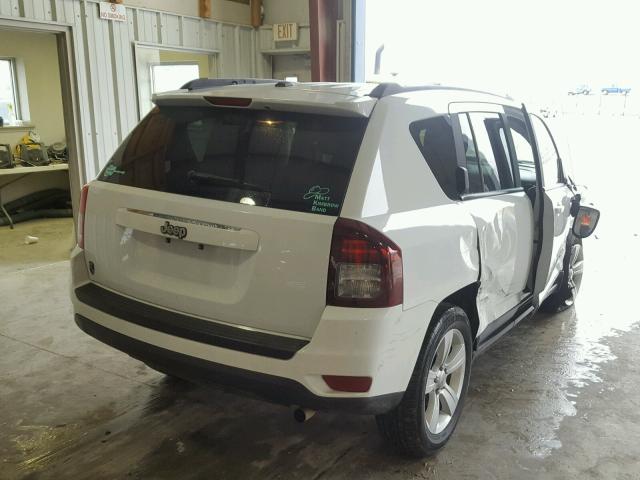 1C4NJCBA4GD634196 - 2016 JEEP COMPASS SP WHITE photo 4