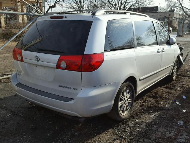 5TDZA22C36S460587 - 2006 TOYOTA SIENNA XLE WHITE photo 4