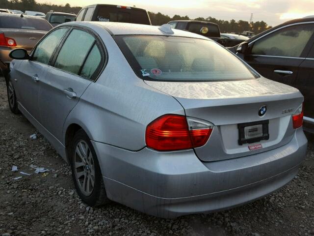 WBAVA37587NE28174 - 2007 BMW 328 I SILVER photo 3