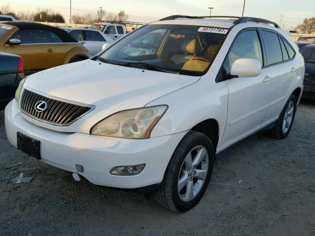 JTJHA31U240050517 - 2004 LEXUS RX 330 WHITE photo 2