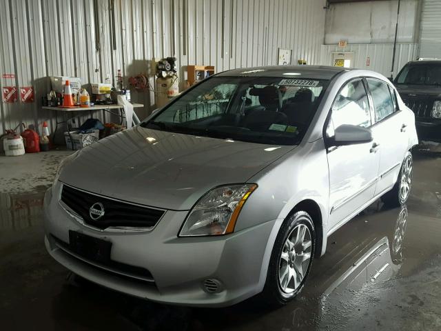 3N1AB6AP8CL737986 - 2012 NISSAN SENTRA 2.0 SILVER photo 2