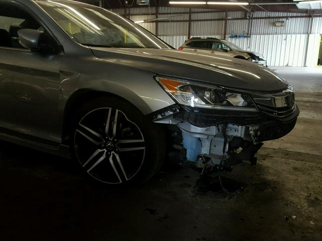 1HGCR2F18HA076233 - 2017 HONDA ACCORD SPO SILVER photo 9