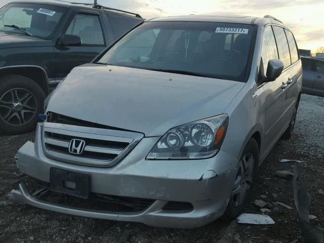 5FNRL38705B074609 - 2005 HONDA ODYSSEY EX SILVER photo 2