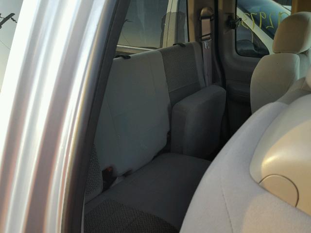 1FTRX17223NB76975 - 2003 FORD F150 Сріблястий фото 6